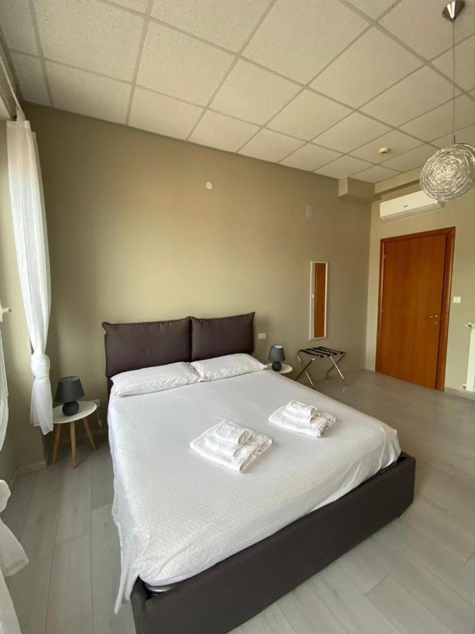 B&B Note Di Mare 임페리아 외부 사진
